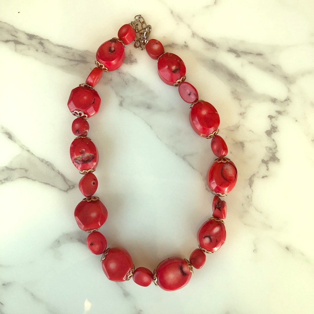Red Stone Necklace - Picture 2 of 6